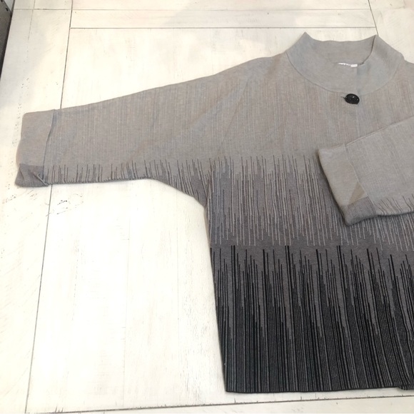 Liquid by Sioni Black/Gray Wrap Cardigan Sz  XL Front Single button Sweater - Picture 12 of 14